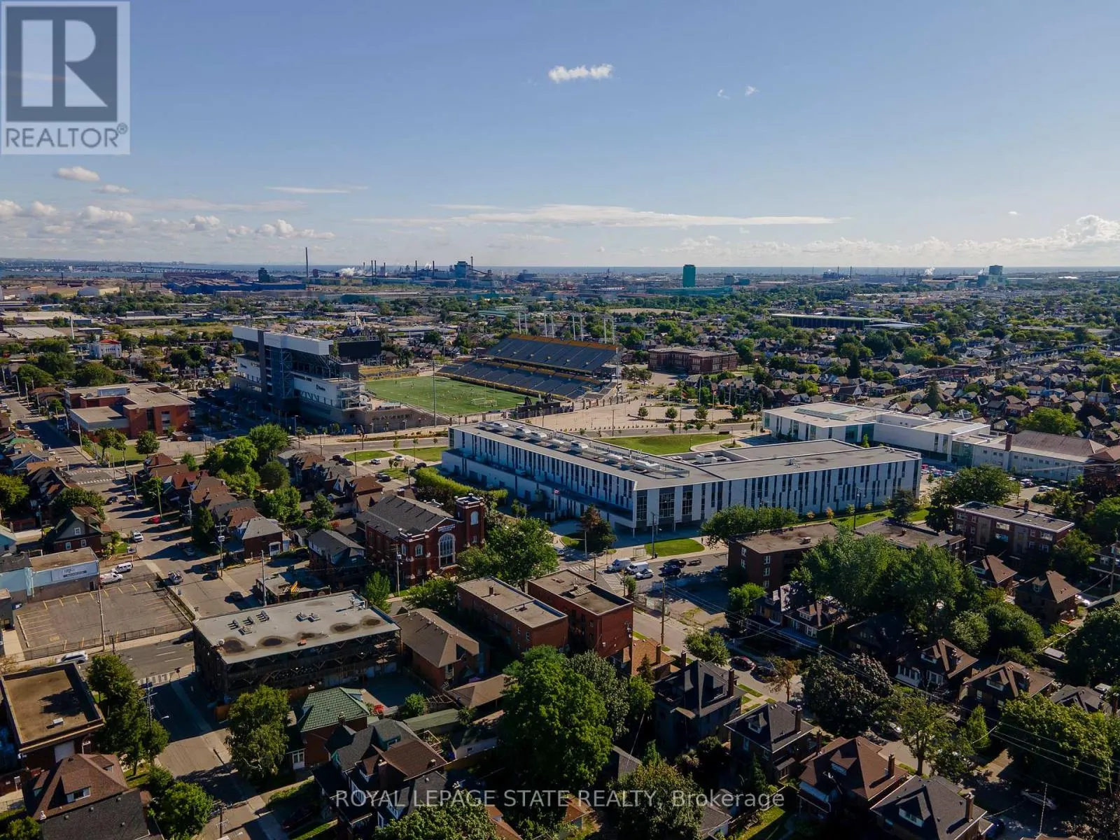 36 SPADINA AVENUE