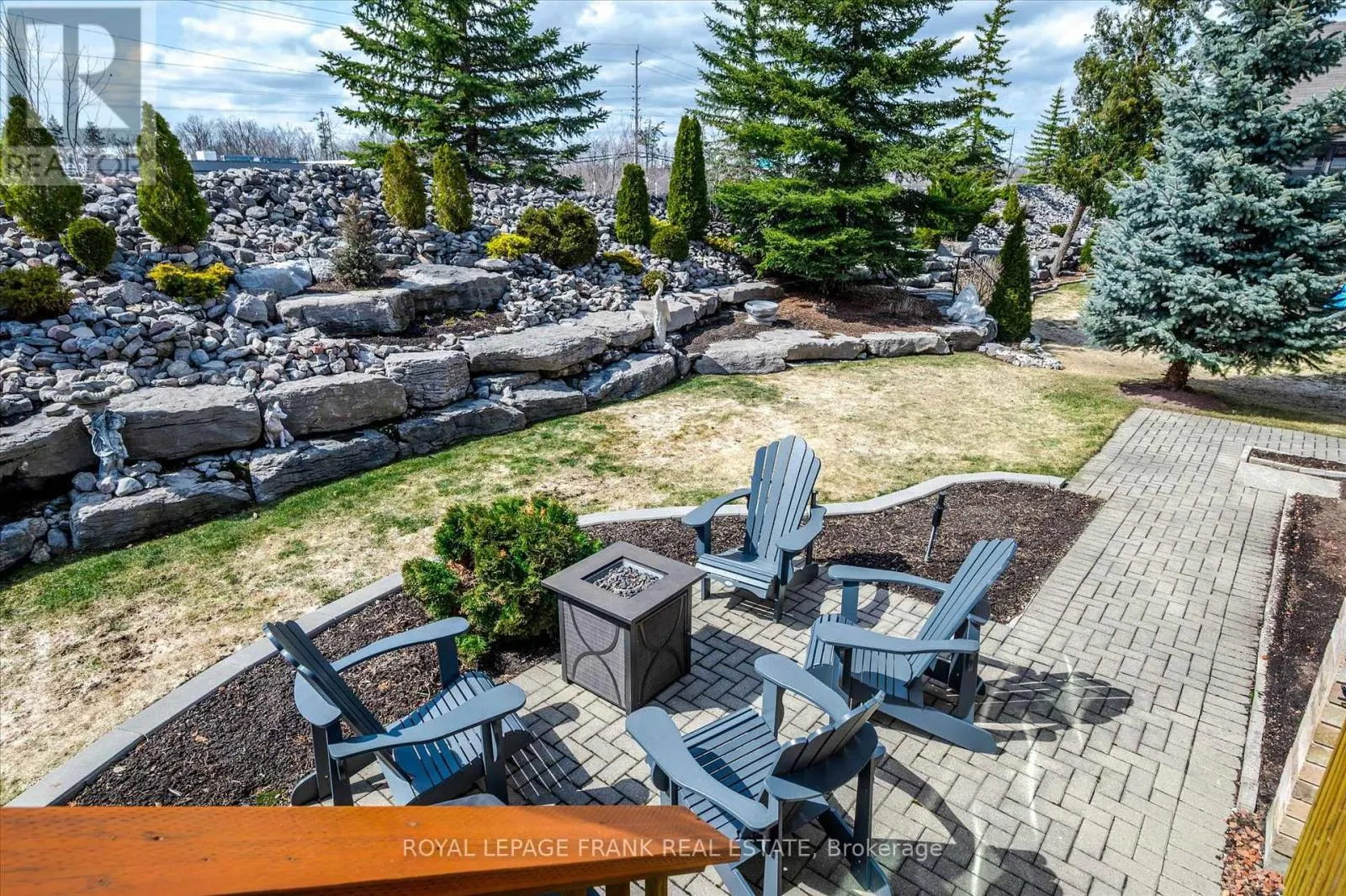 42 HUNTINGWOOD CRESCENT