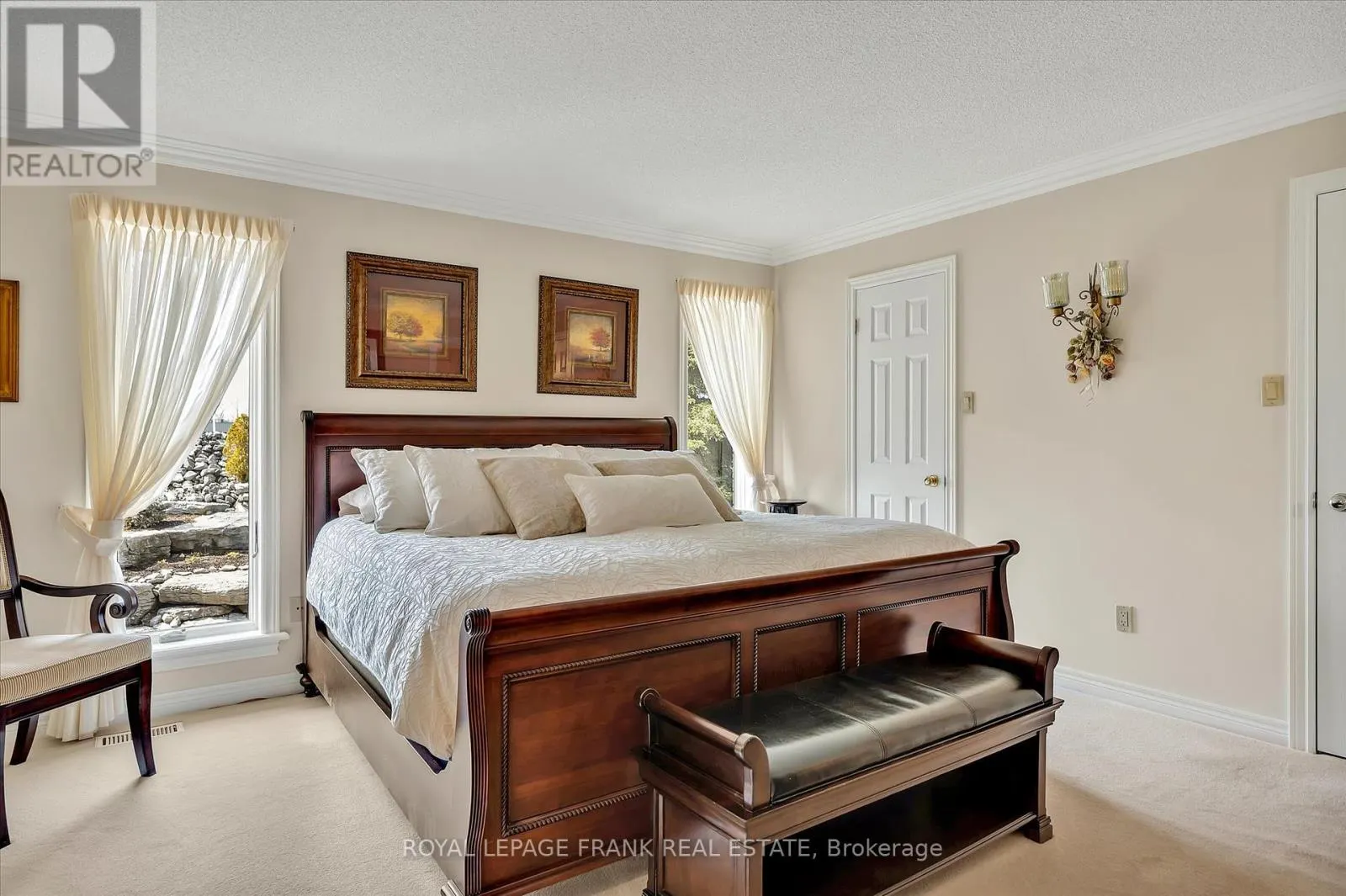 42 HUNTINGWOOD CRESCENT