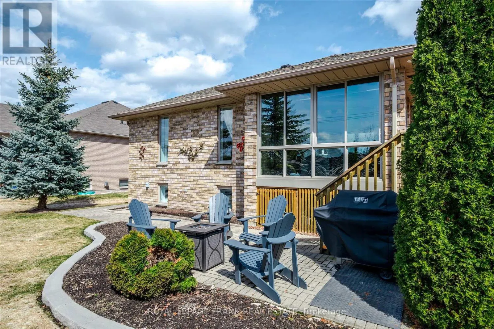 42 HUNTINGWOOD CRESCENT