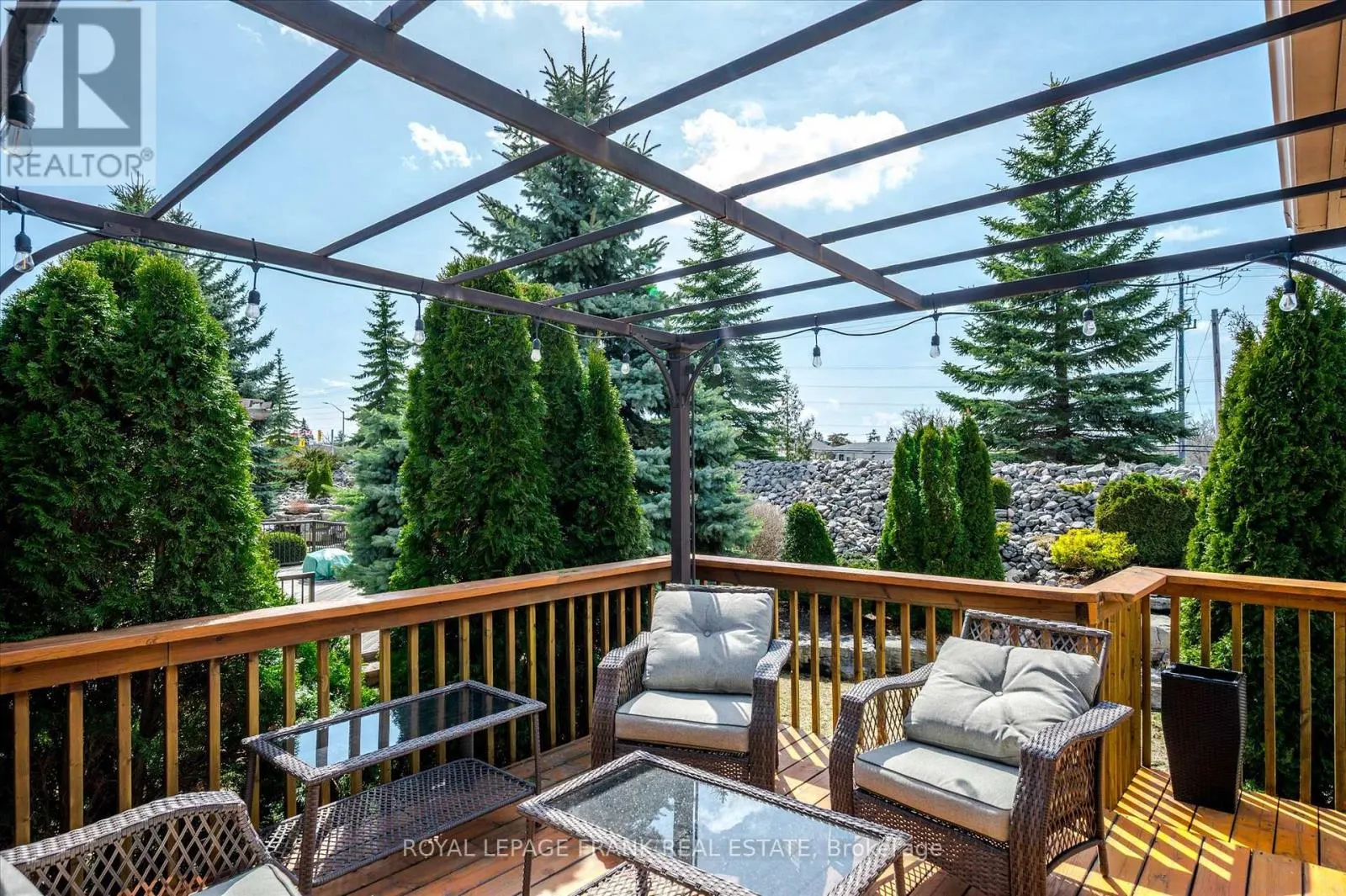 42 HUNTINGWOOD CRESCENT