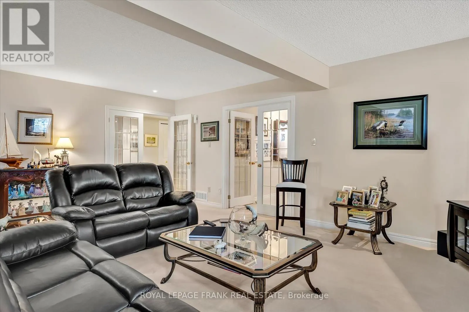 42 HUNTINGWOOD CRESCENT