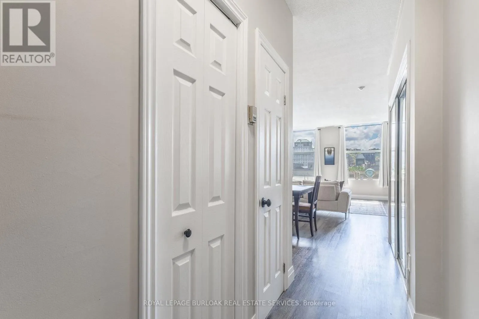 509 - 36 JAMES STREET S