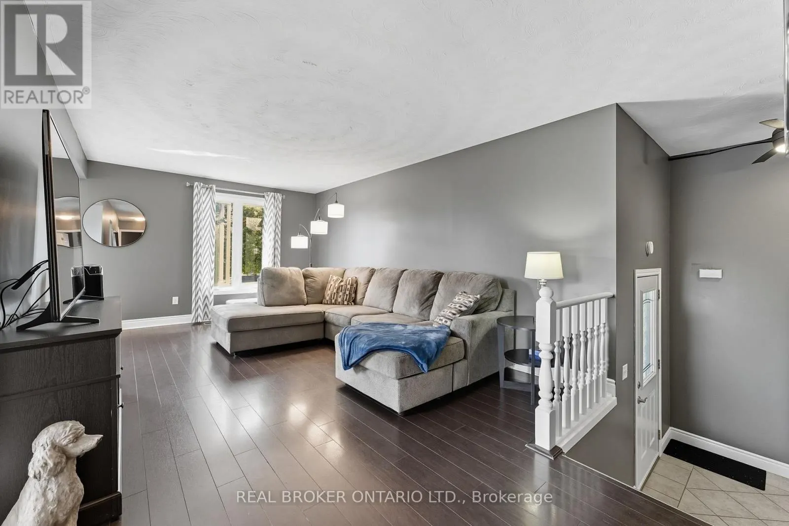 50 VISCOUNT ROAD