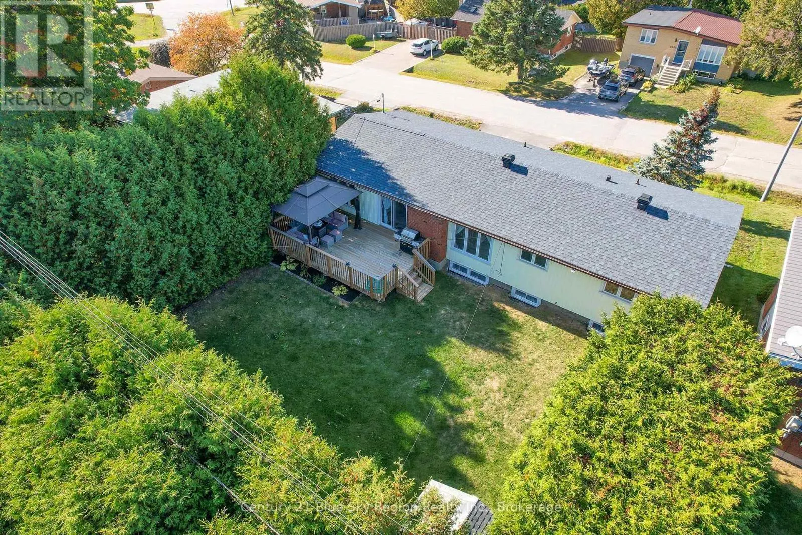 2527 EASTVIEW CRESCENT