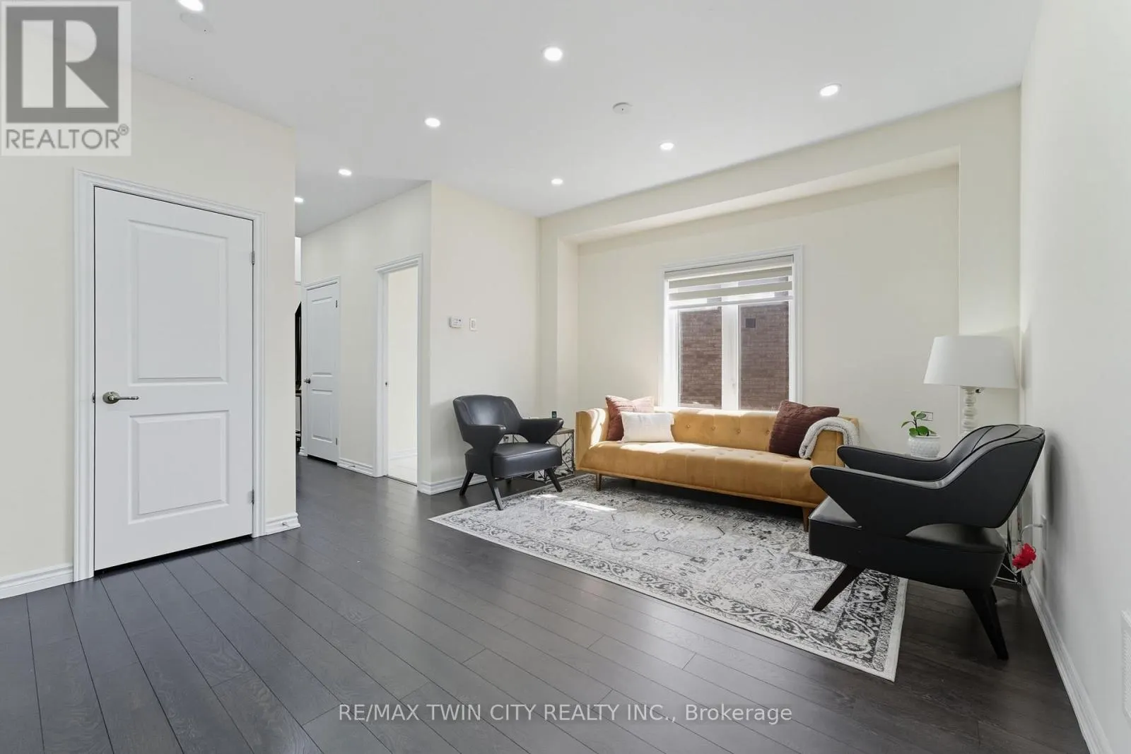 23 WHITTON DRIVE
