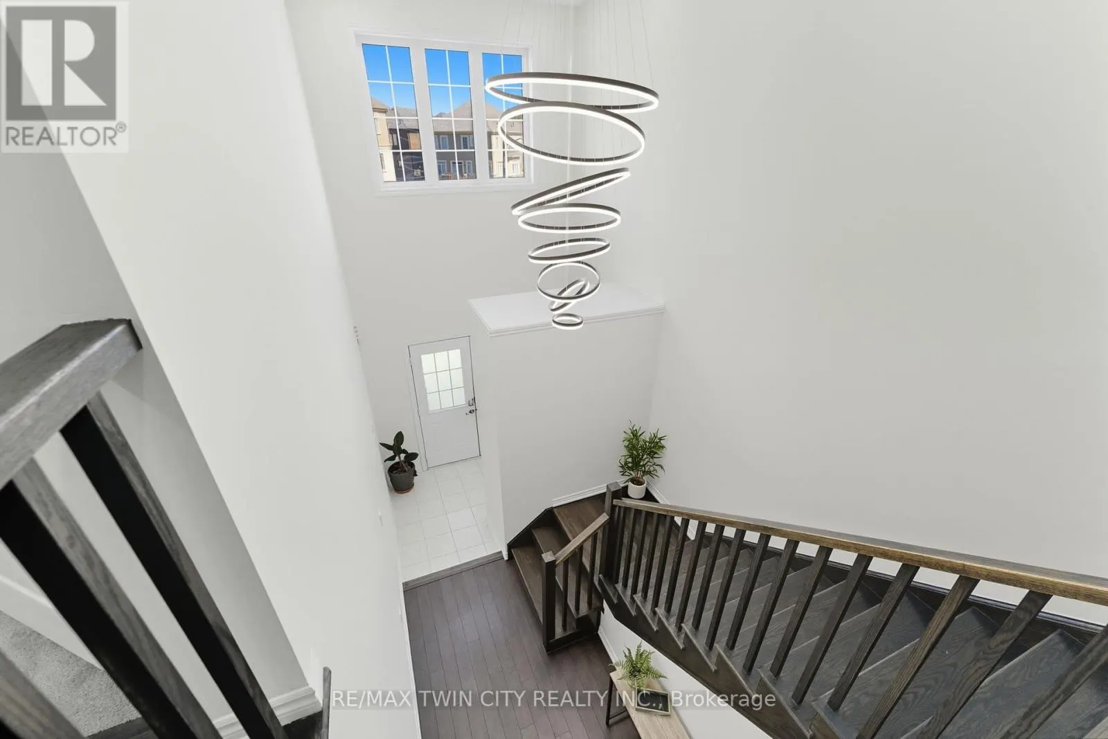 23 WHITTON DRIVE