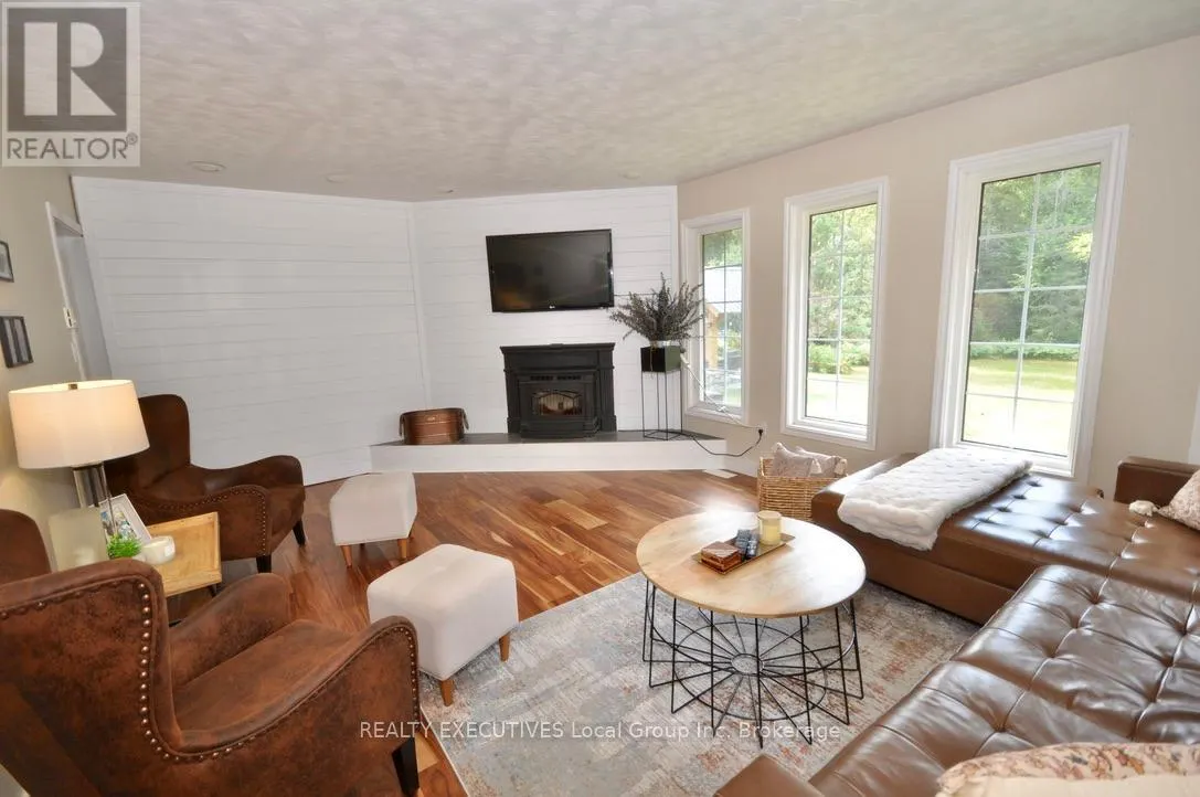 1 SPRINGDALE DRIVE
