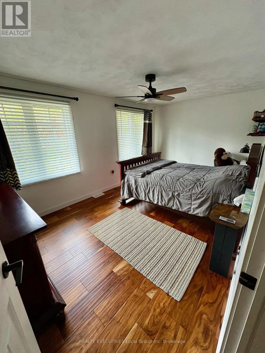1 SPRINGDALE DRIVE
