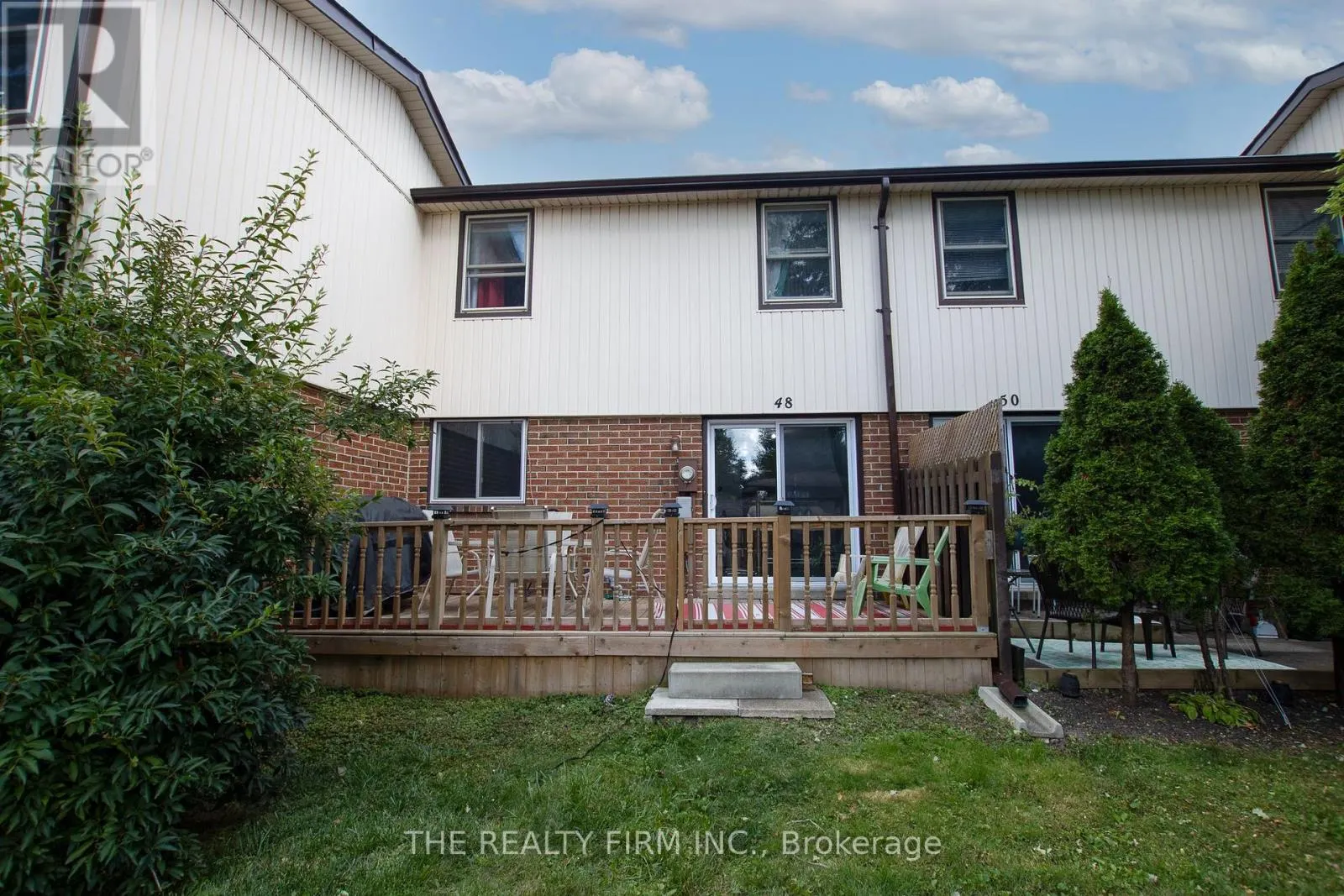 48 - 971 ADELAIDE STREET, #48