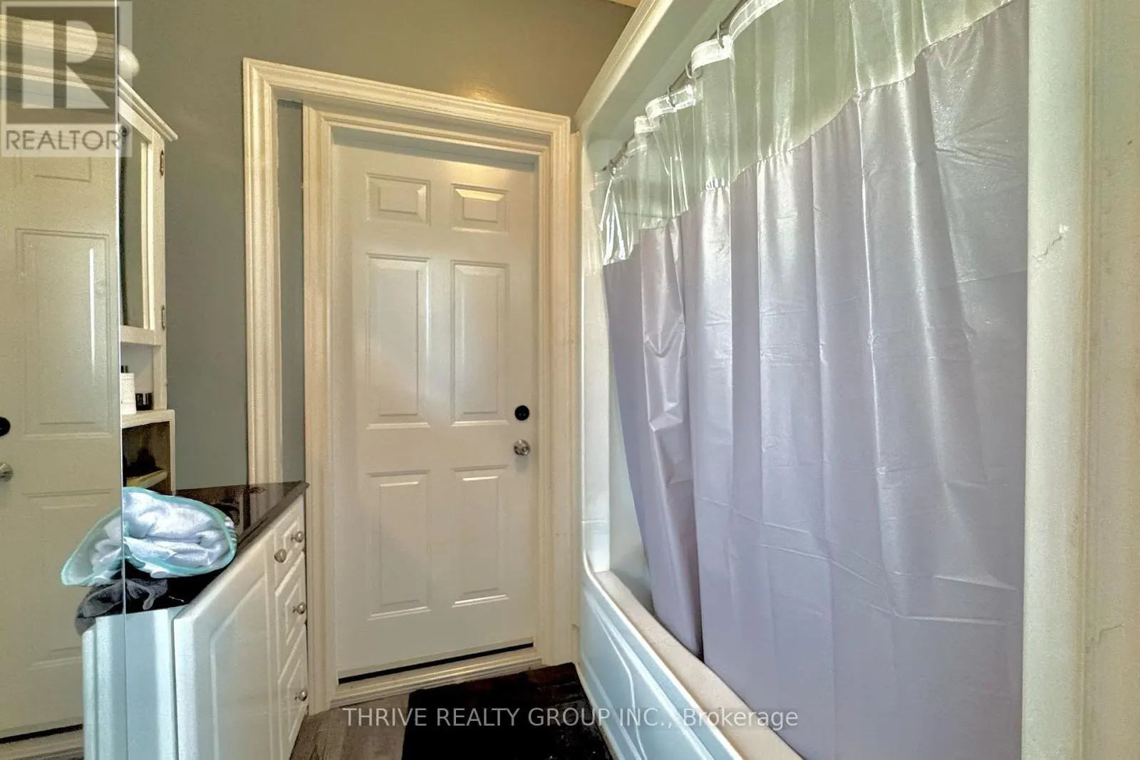 UPPER - 26 VICTOR STREET, #Upper