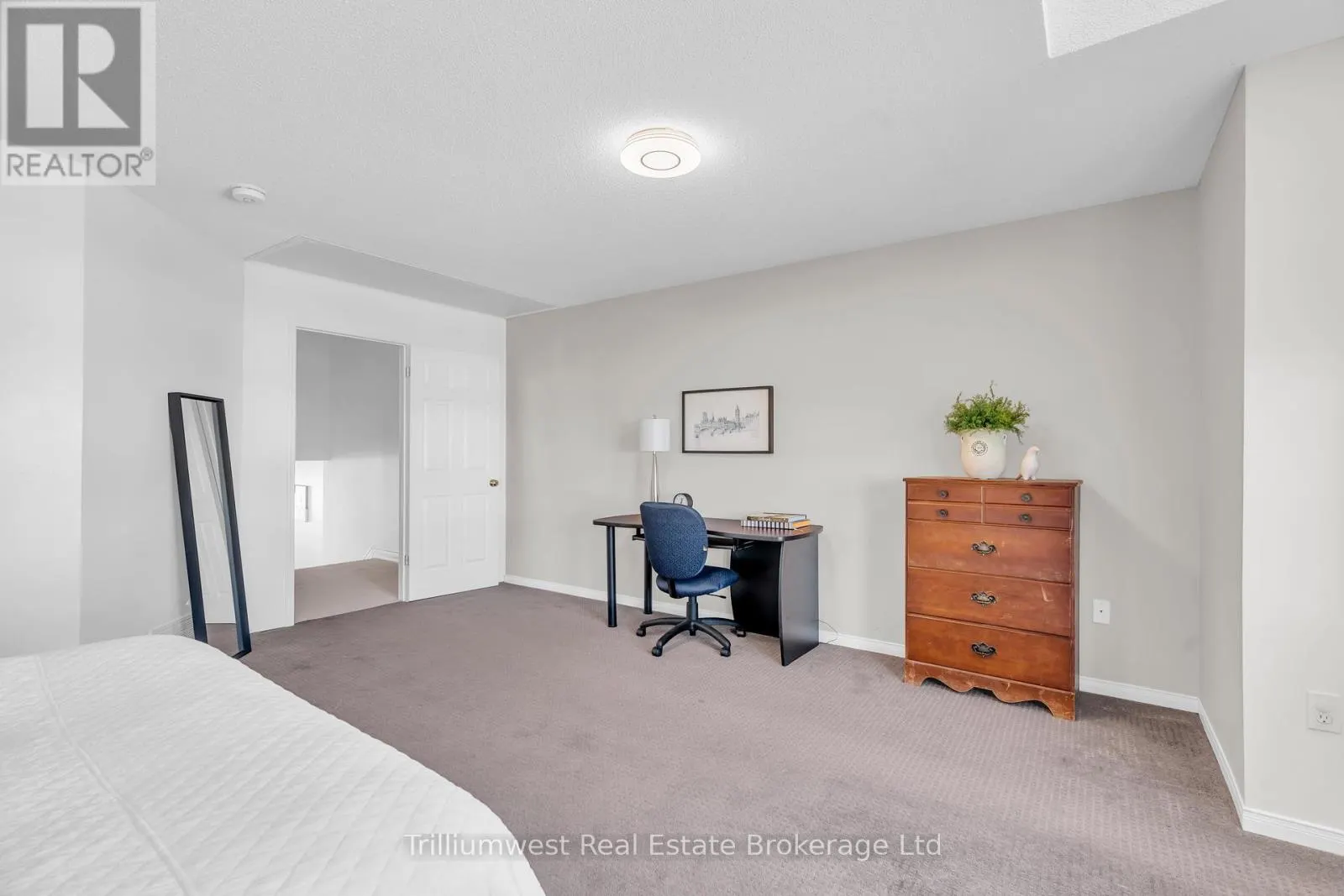 12 MCCURDY ROAD