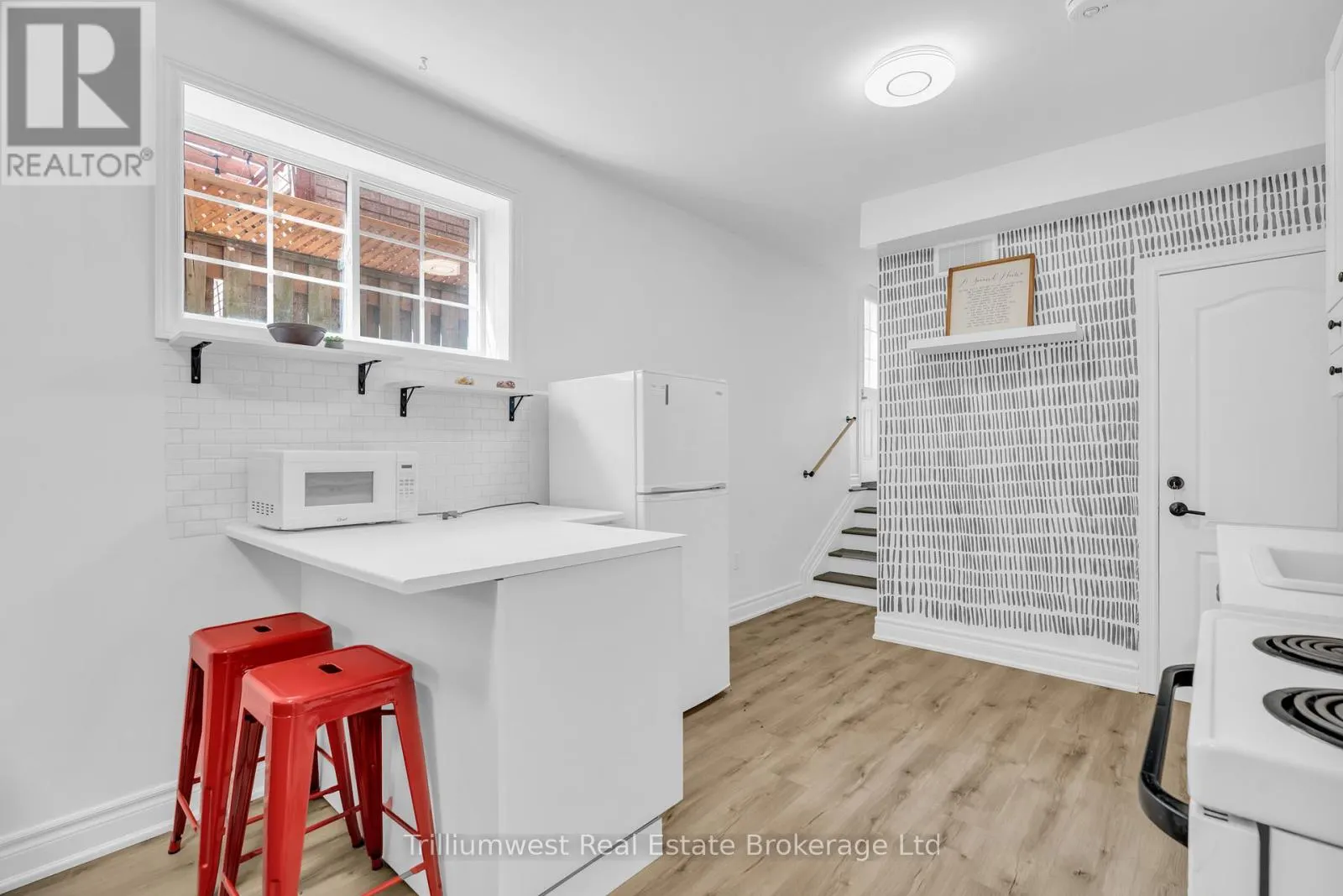12 MCCURDY ROAD