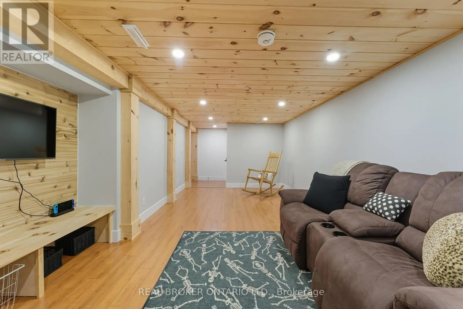 115 LAKESHORE ROAD RR 2 ROAD