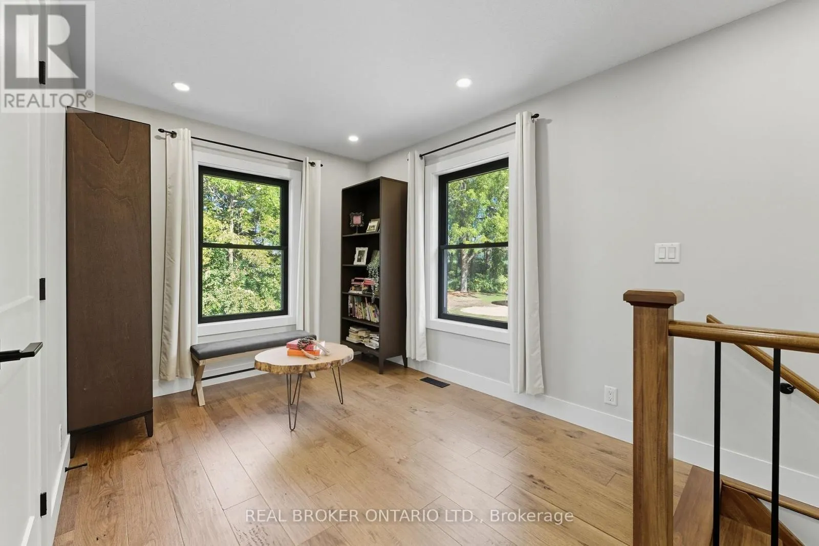 115 LAKESHORE ROAD RR 2 ROAD