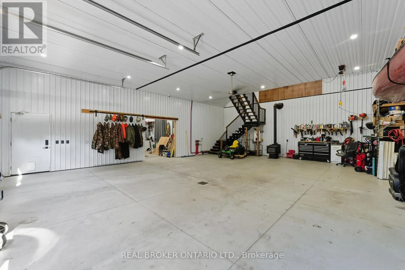 115 LAKESHORE ROAD RR 2 ROAD
