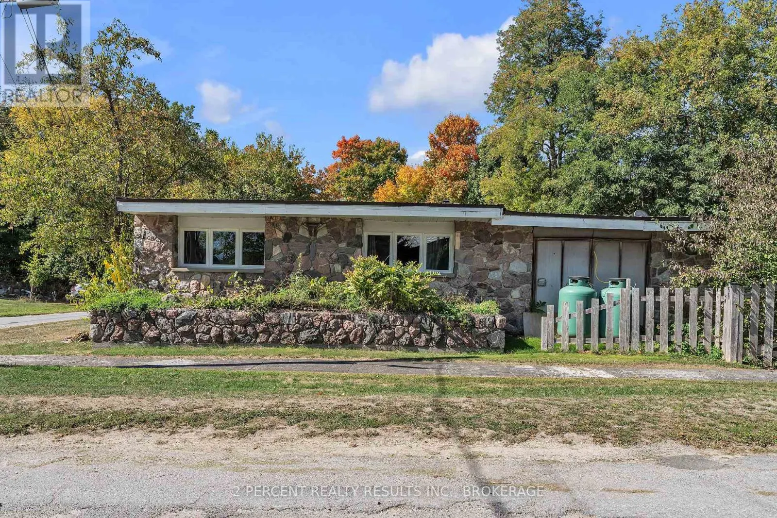 12 LUFFMAN ROAD