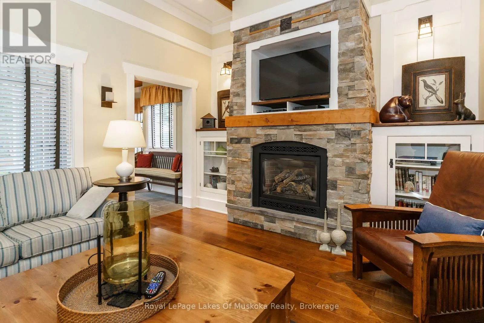 VILLA 1  WEEK 9 - 1020 BIRCH GLEN ROAD