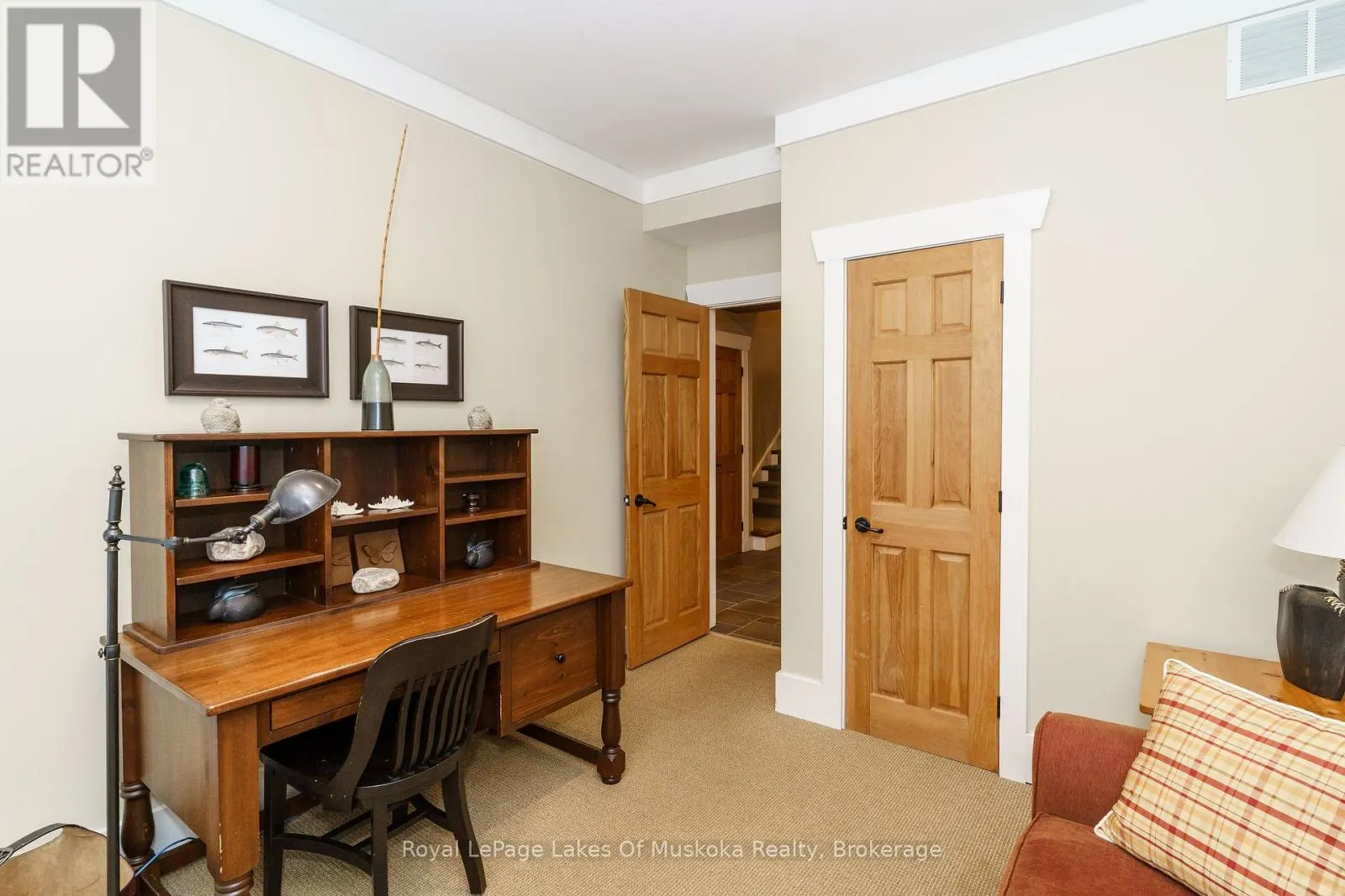 VILLA 1  WEEK 9 - 1020 BIRCH GLEN ROAD