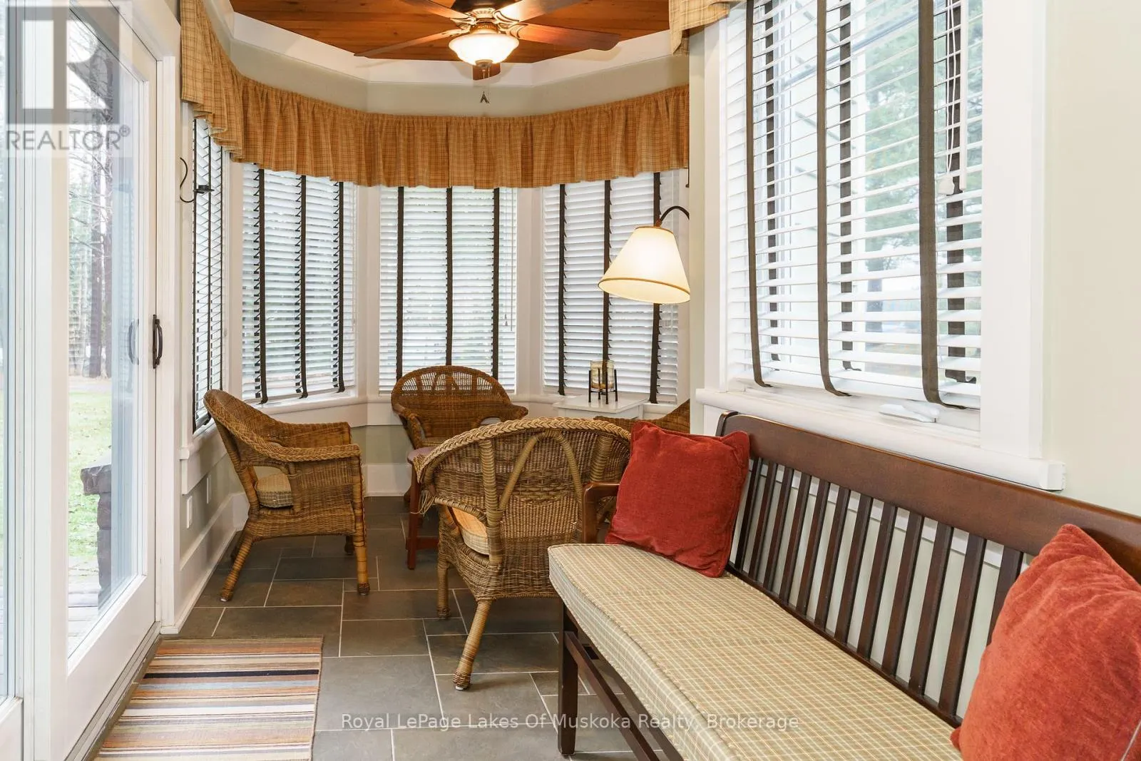 VILLA 1  WEEK 9 - 1020 BIRCH GLEN ROAD