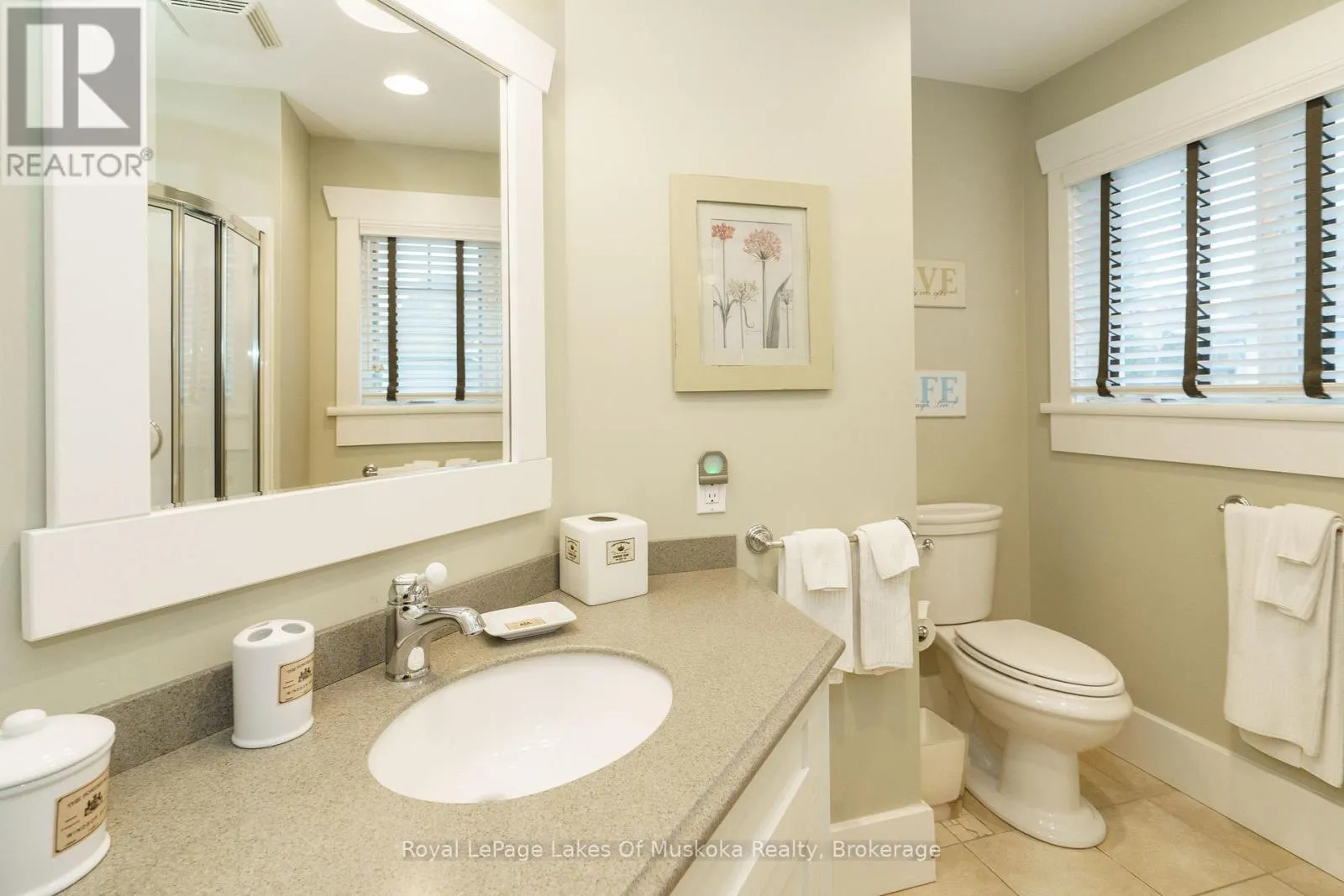 VILLA 1  WEEK 9 - 1020 BIRCH GLEN ROAD