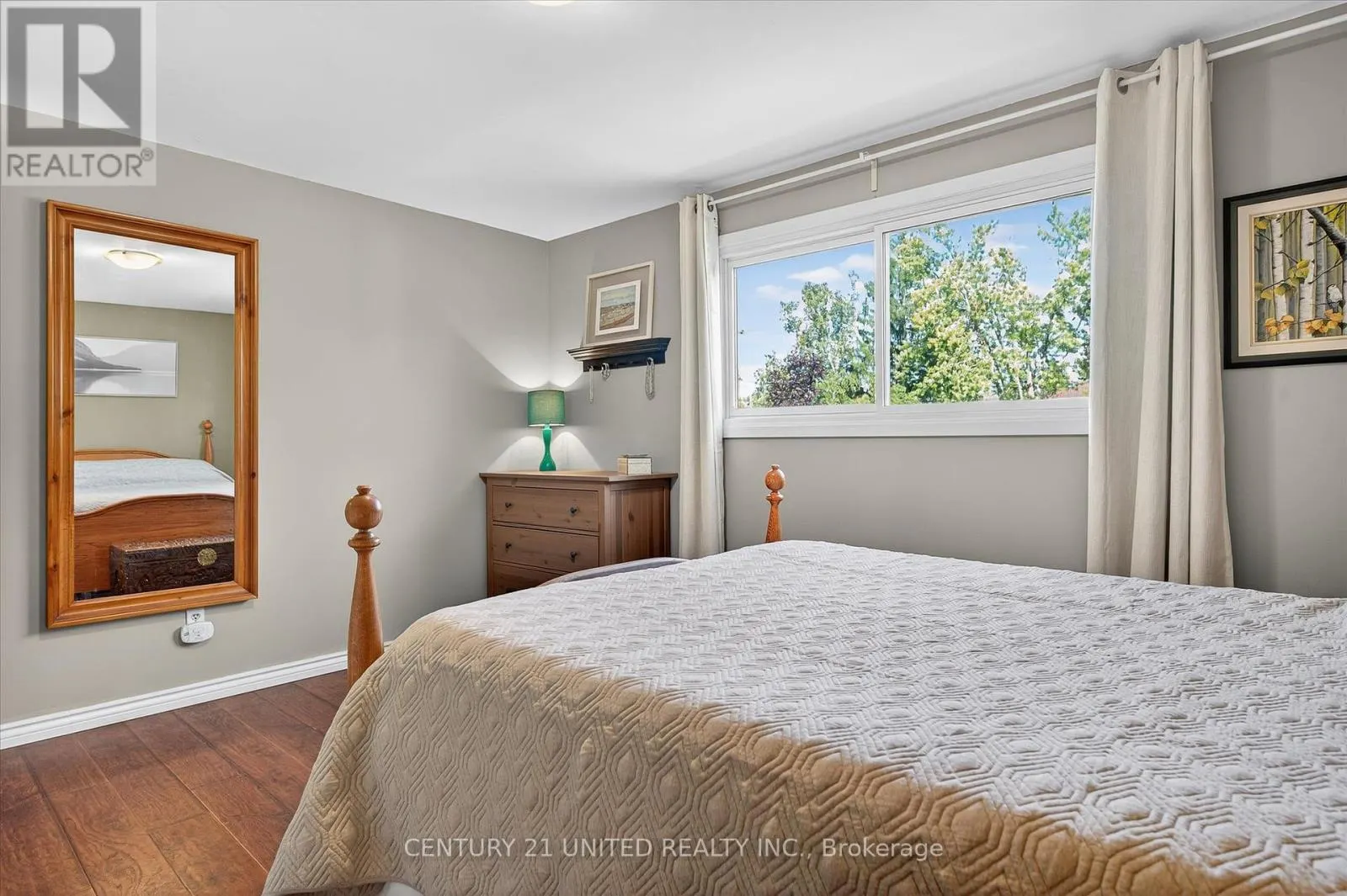 44 CRYSTAL SPRINGS DRIVE