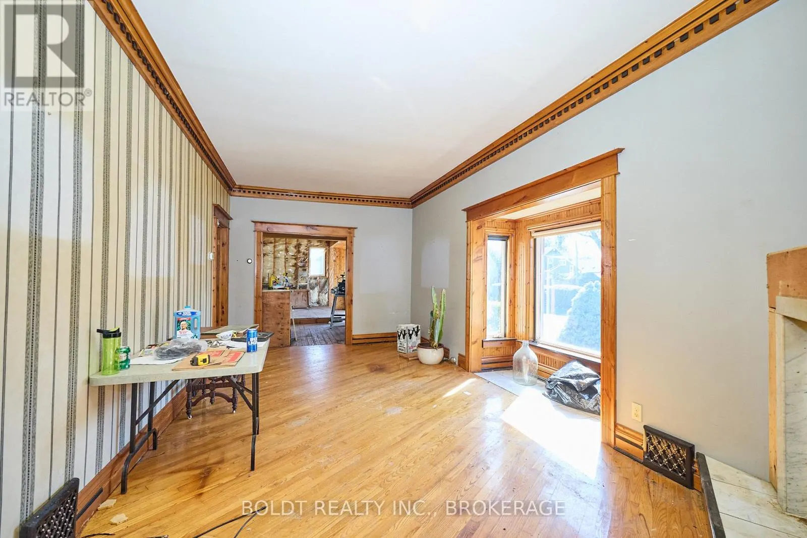 20 GRANTHAM AVENUE S