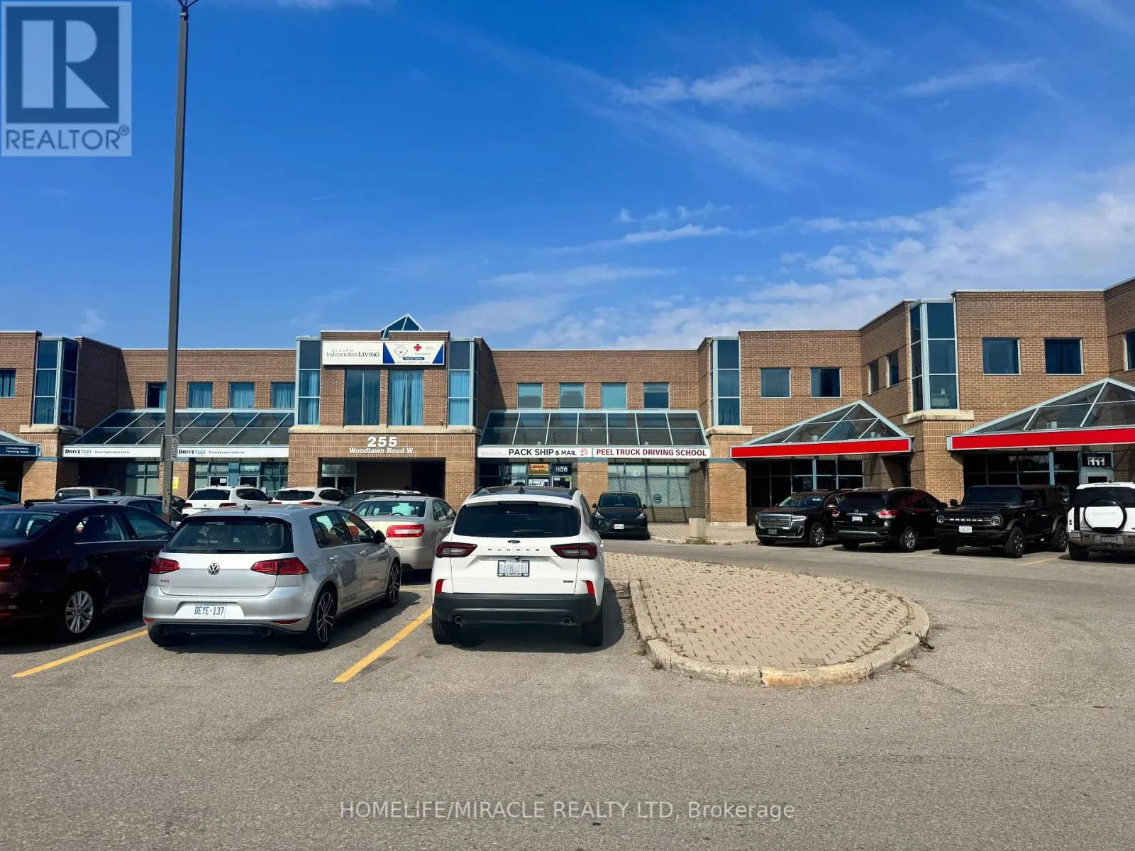 109 - 255 WOODLAWN ROAD W