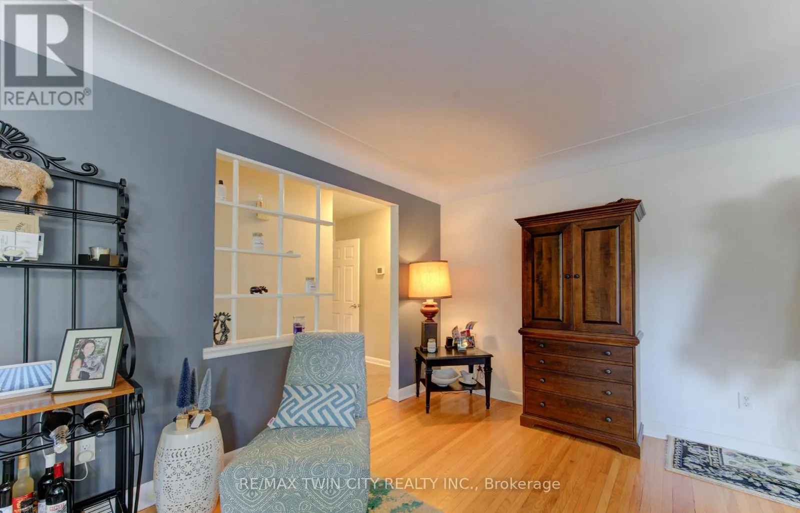 120 FOURTH AVENUE