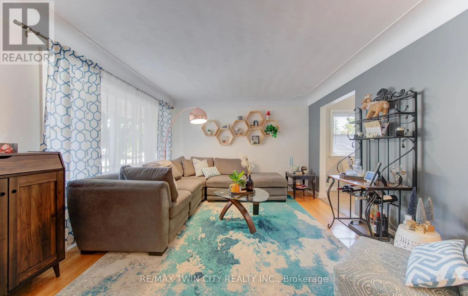 120 FOURTH AVENUE