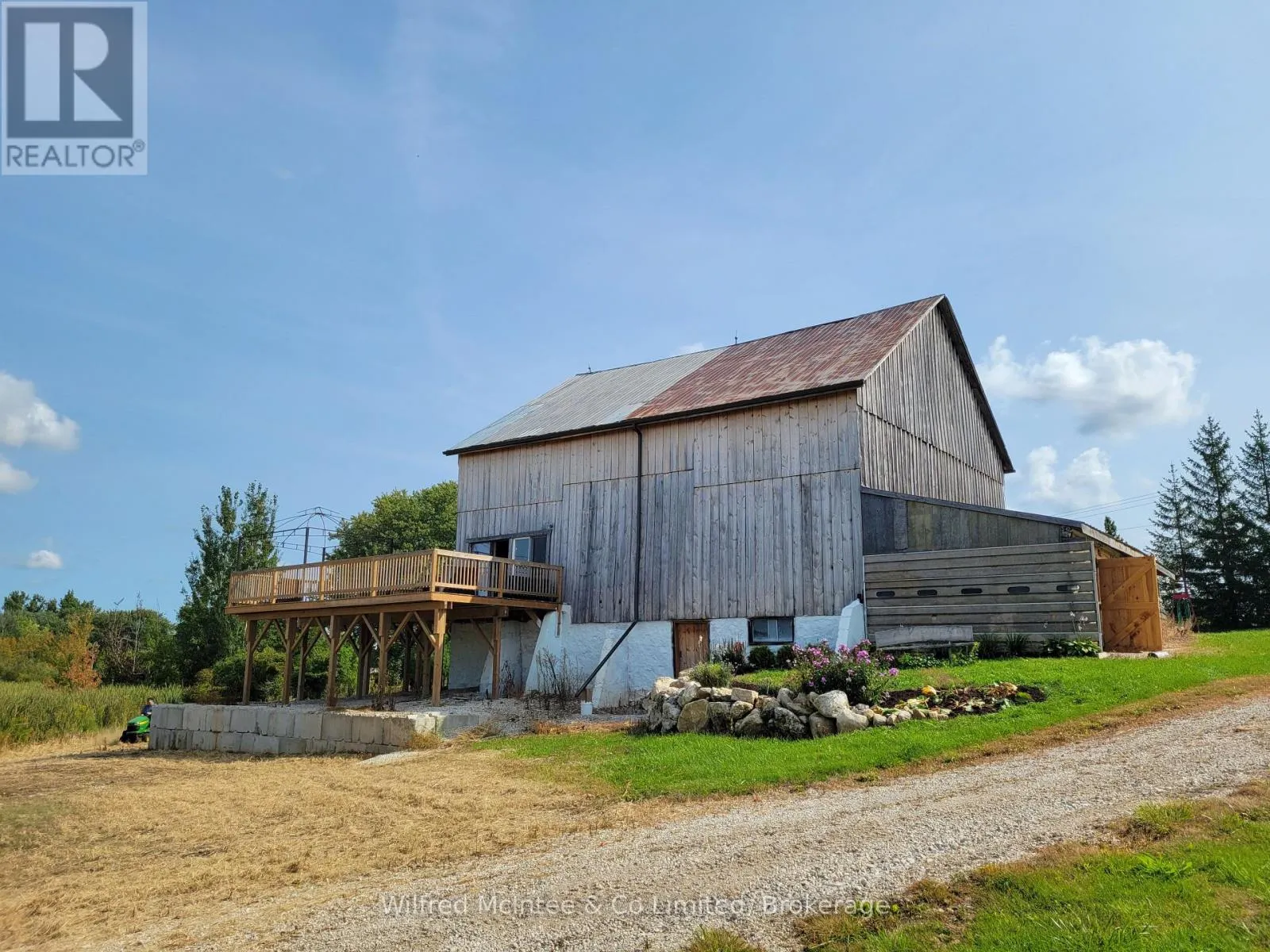 316900 HWY 6