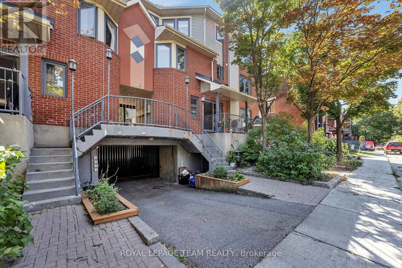 9 - 518 LISGAR STREET