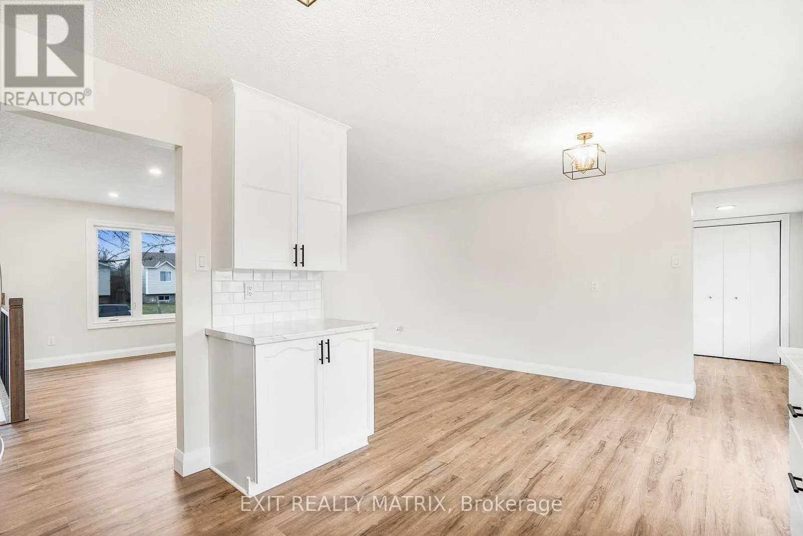 58 CASTLEBEAU STREET