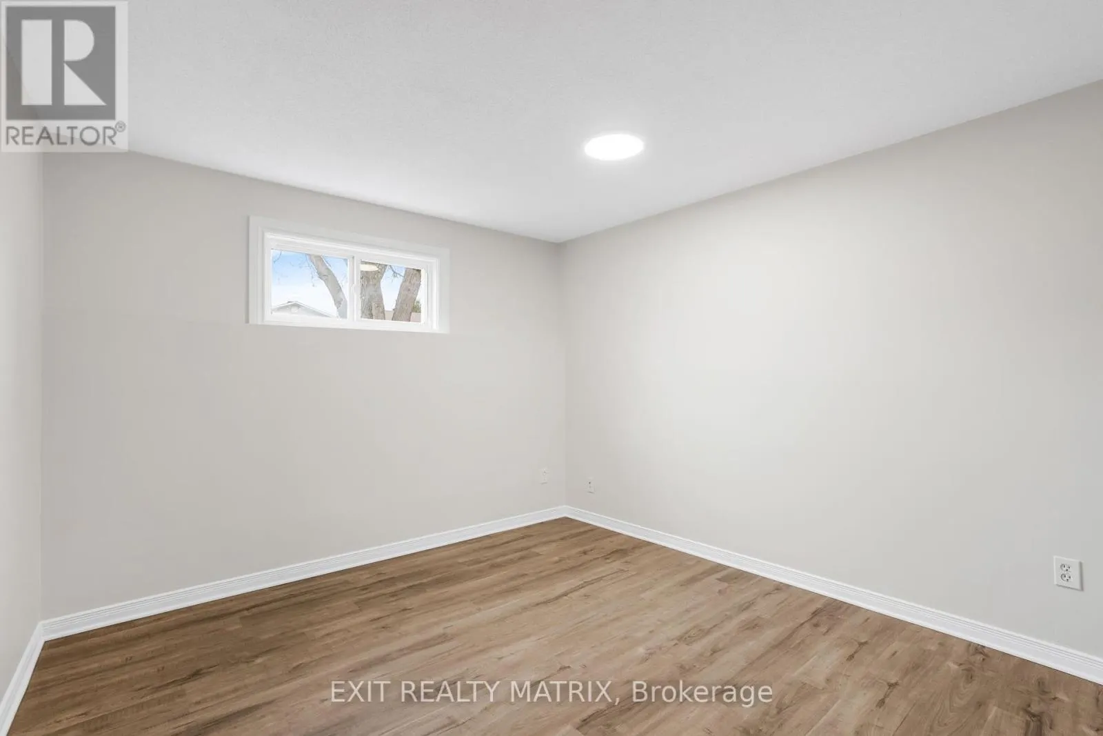 58 CASTLEBEAU STREET