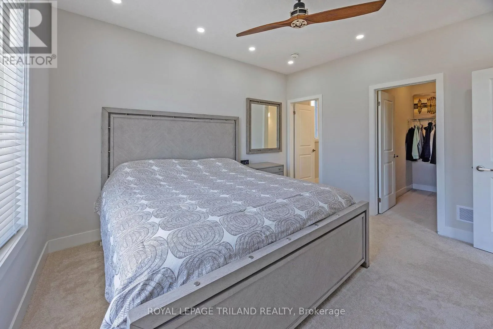 2467 IRISH MOSS ROAD