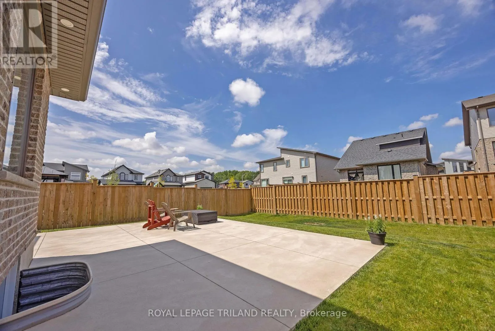 2467 IRISH MOSS ROAD