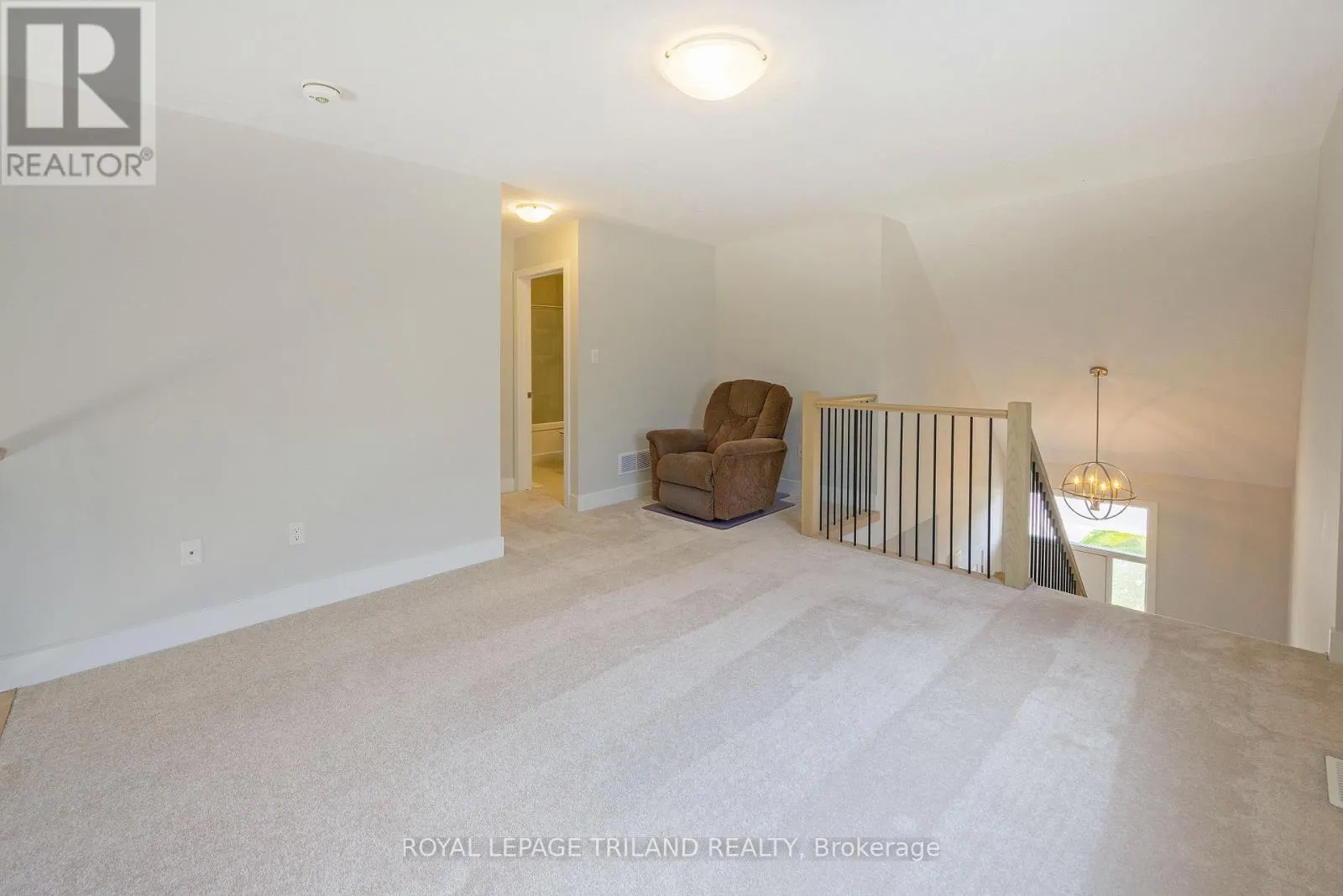 2467 IRISH MOSS ROAD