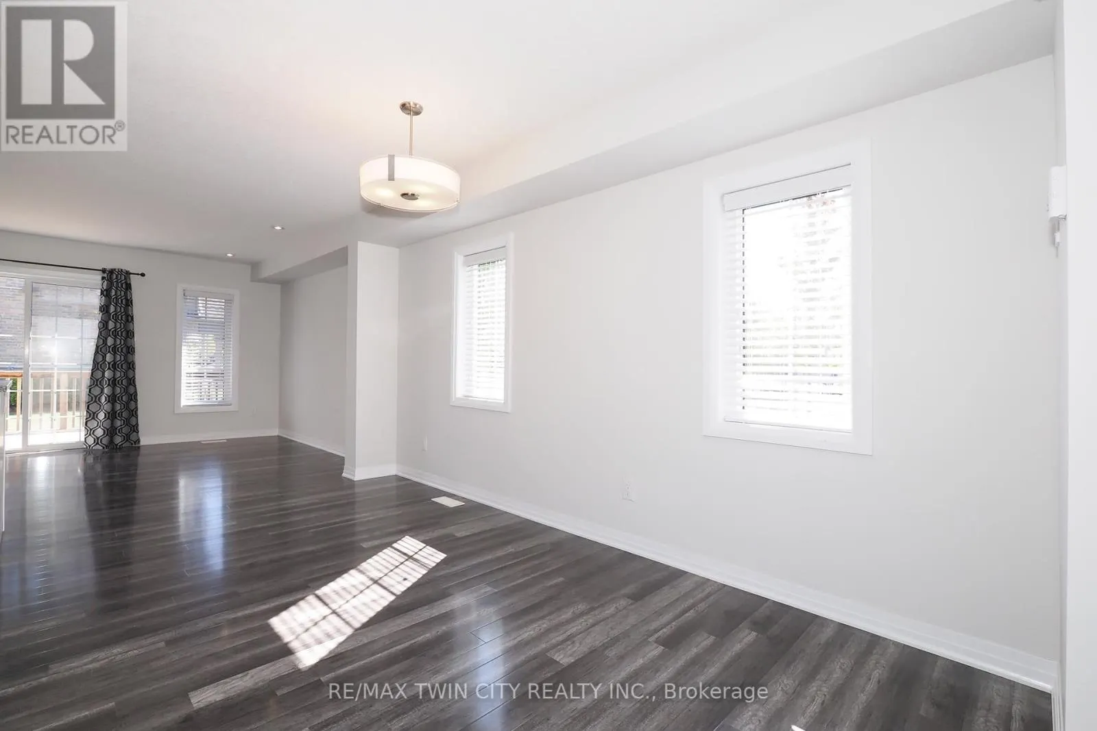 181 SOUTH CREEK DRIVE