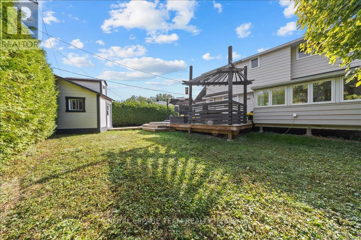 1371 PEBBLE ROAD