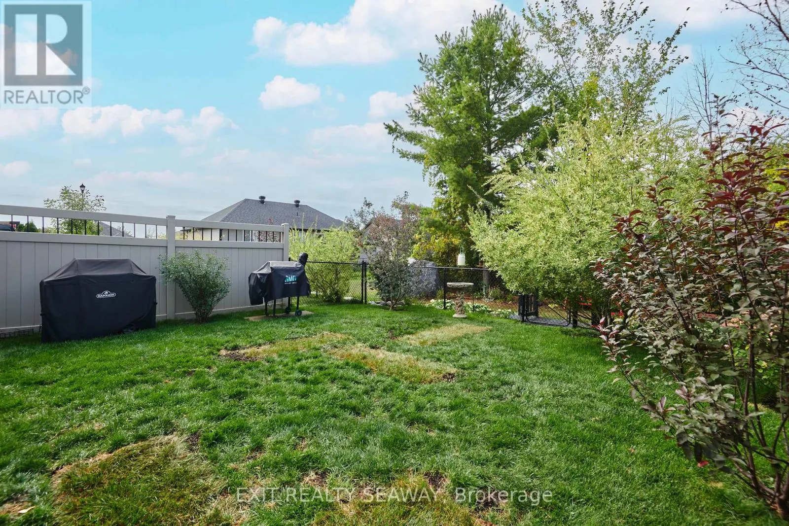 3108 MAURICY CRESCENT