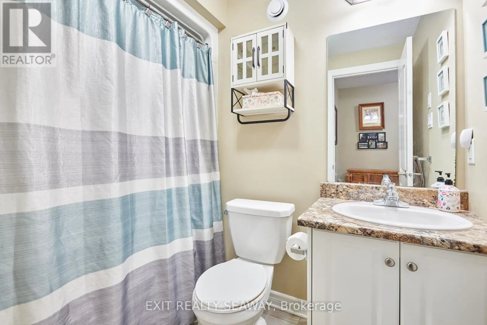 3108 MAURICY CRESCENT
