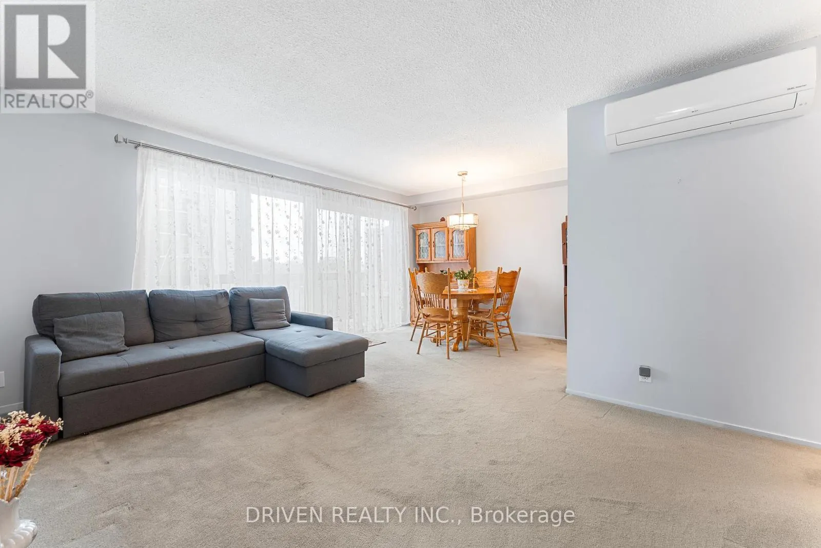 158 A MCARTHUR AVENUE