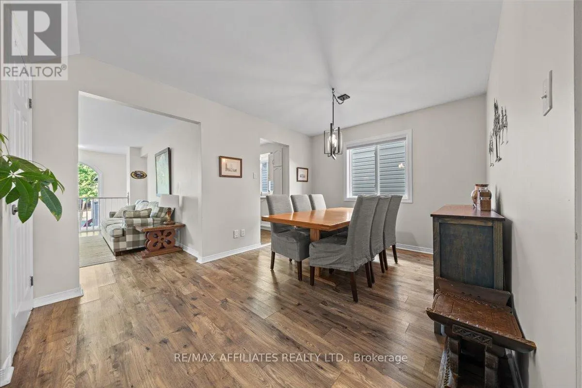93 SPRINGCREEK CRESCENT