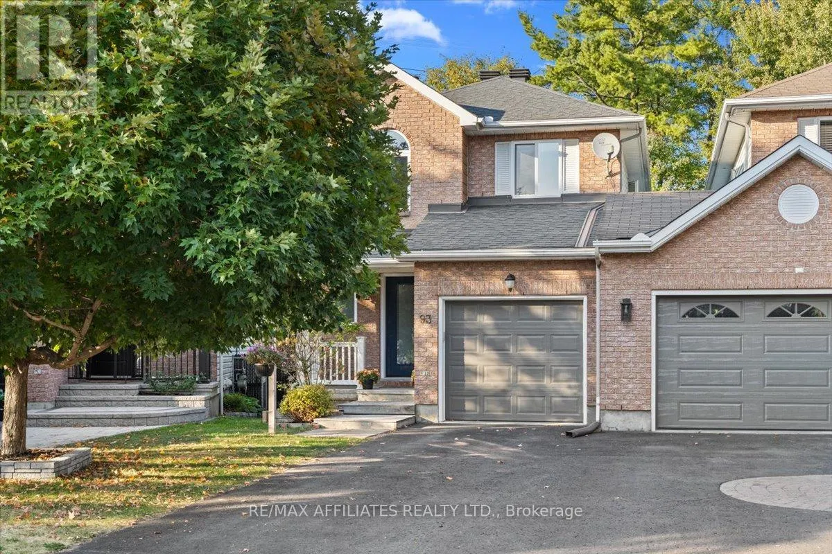 93 SPRINGCREEK CRESCENT