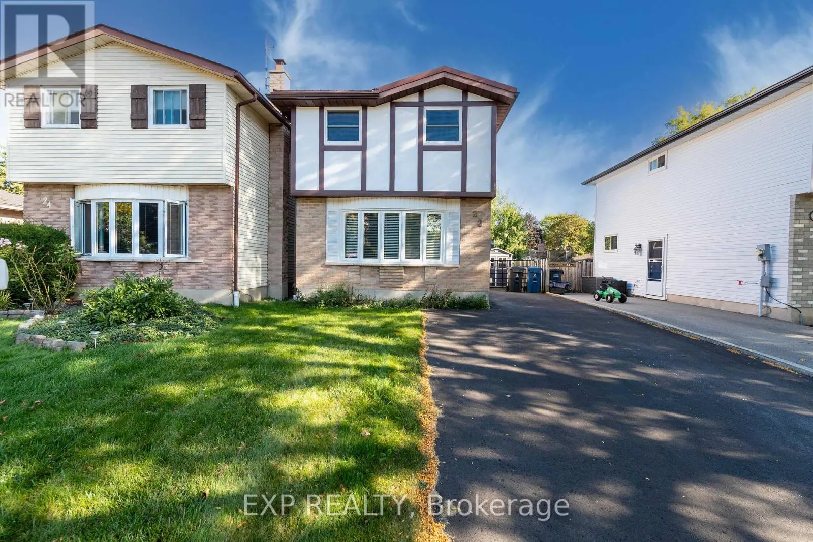 22 UPTON CRESCENT