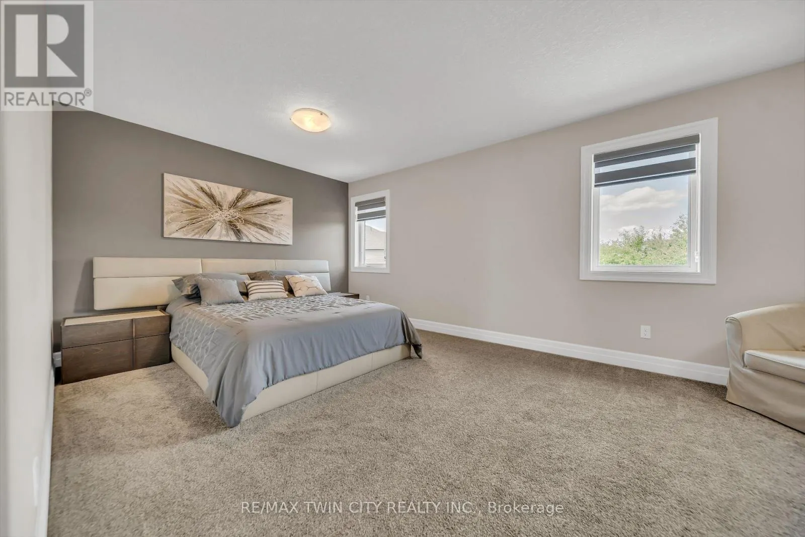 536 LANDGREN COURT