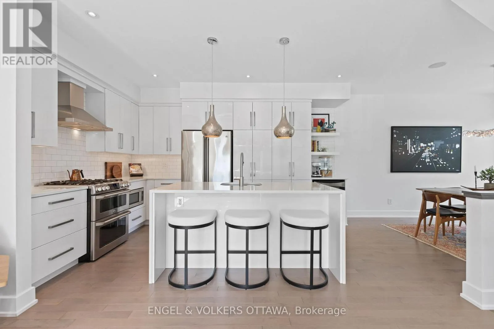3 MONTCALM STREET