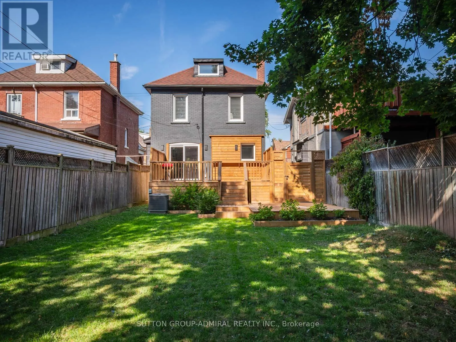 187 ROSSLYN AVENUE S