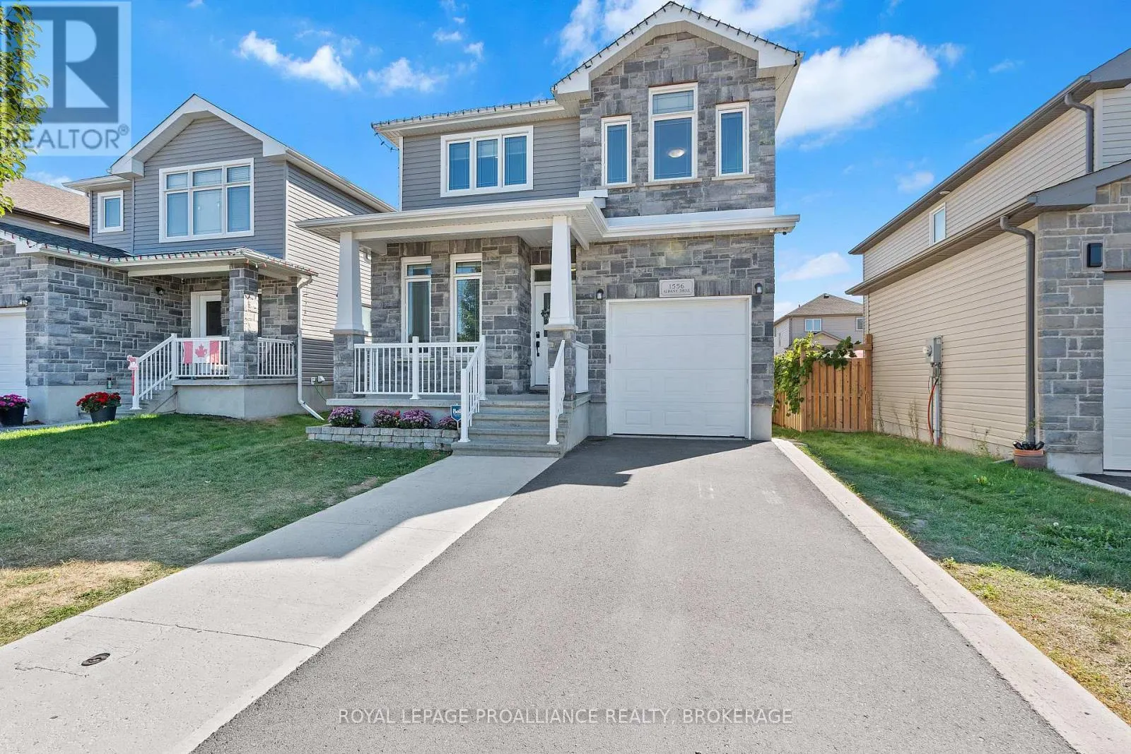 1556 ALBANY DRIVE