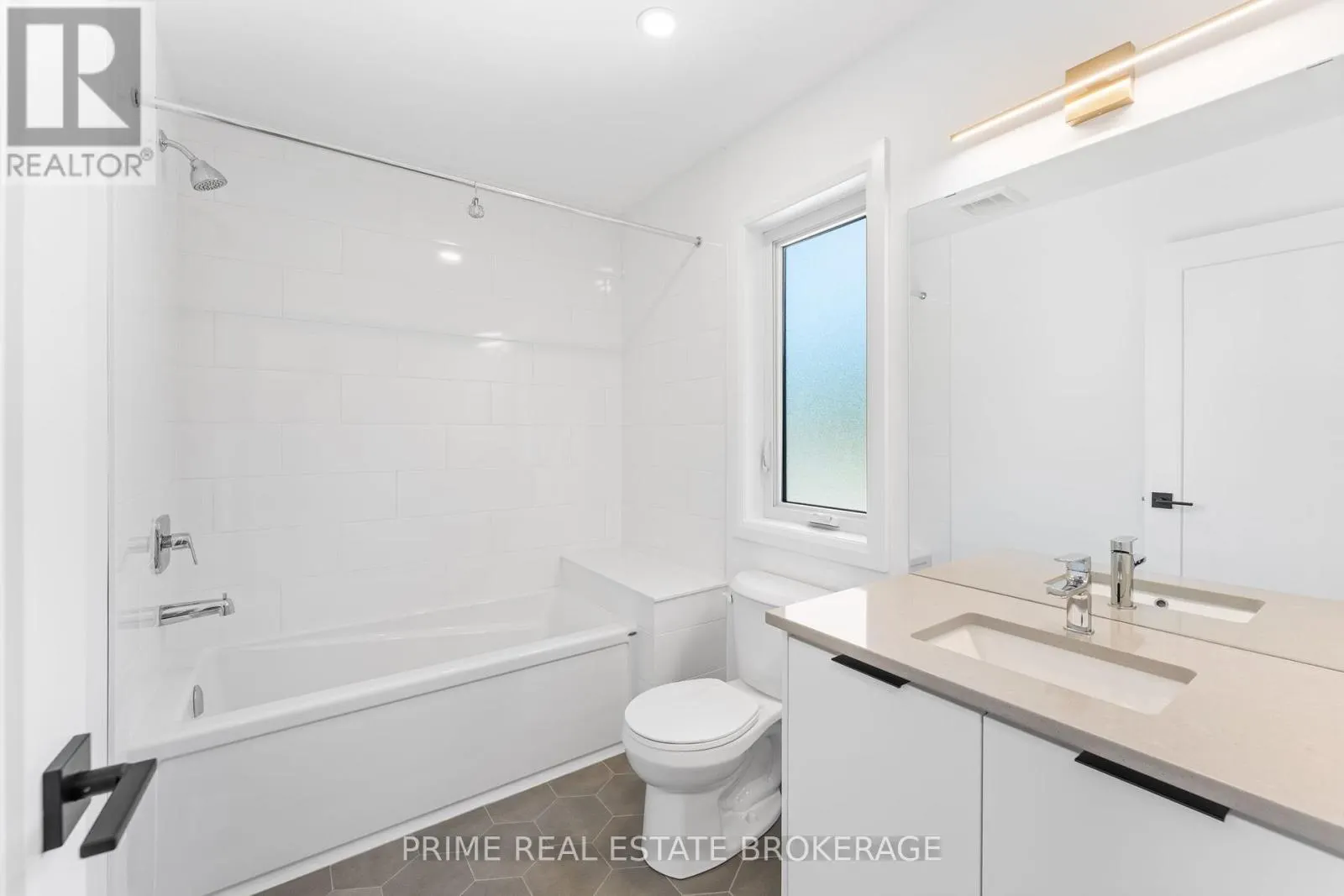 5 - 177 CHESTNUT STREET, #5